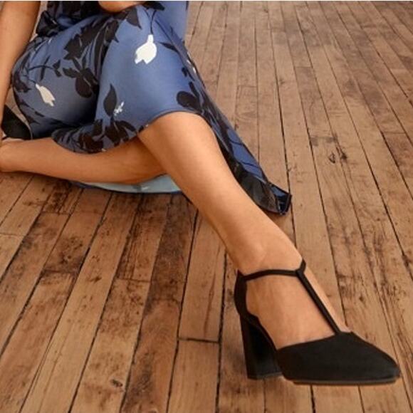 Anne Klein Barclay Pumps 7 M Black T-Strap Block Heel Almond Toe Comfort Chic - Picture 7 of 11